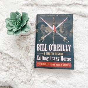 Hardcover Killing Crazy Horse by Bill O'reilly